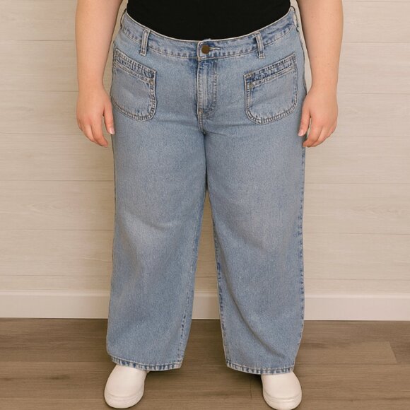 Old Navy Women's Size 12 Petite Drapey Denim High Rise Baggy Wide Leg Jeans - Picture 1 of 7